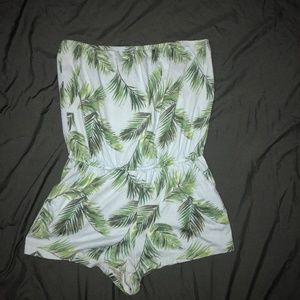 STRAPLESS PALM ROMPER